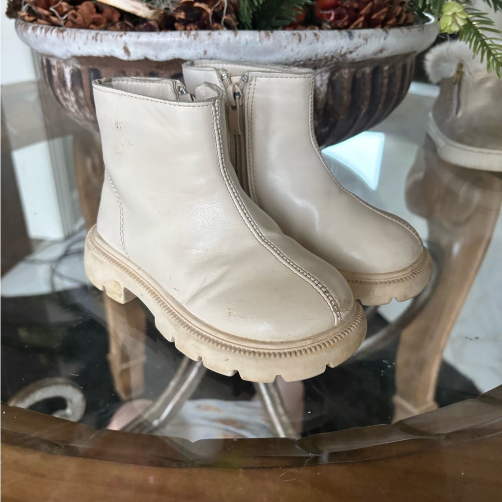 Cream Ankle Boots with Chunky Sole kid 9.5